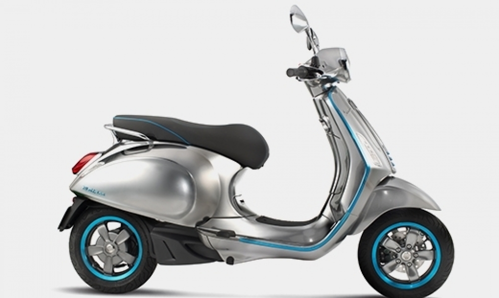 مجموعة بياجيو تُعلن عن أول فيسبا تعمل بالكهرباء Vespa Elettrica