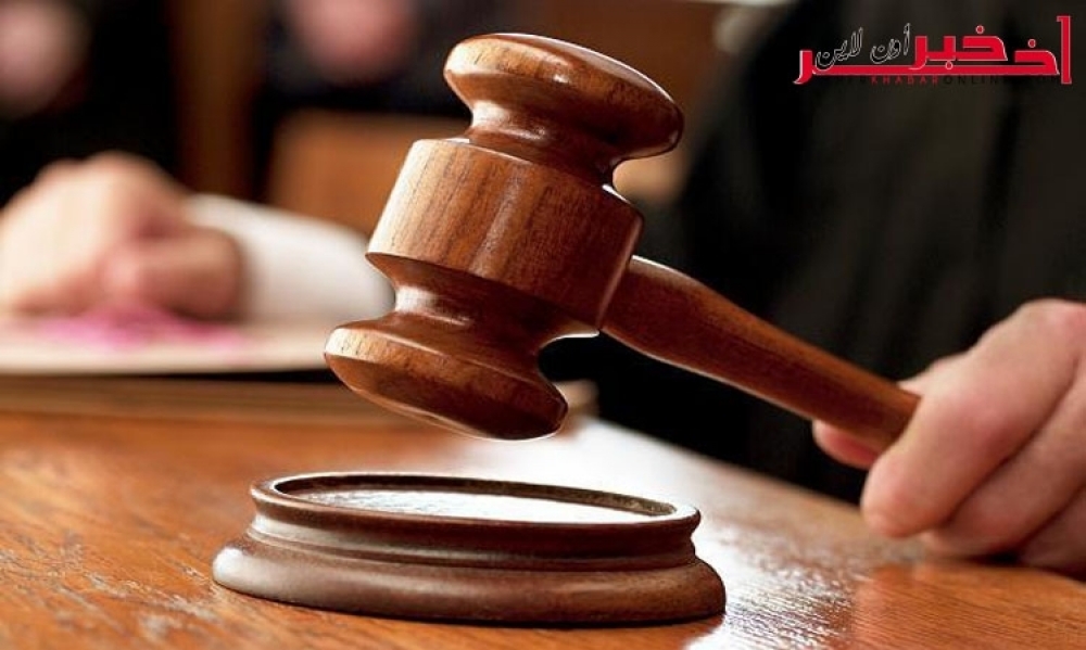  طعنت شرطيا ألمانيا / الإدعاء الألماني يطالب بسجن  التلميذة  الألمانية  القاصر من أصل مغربي