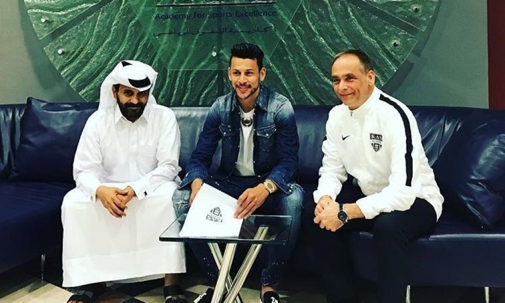يوسف المساكني يتعاقد رسميا مع نادي "أوبيين" البلجيكي التابع لأكاديمية أسباير القطرية