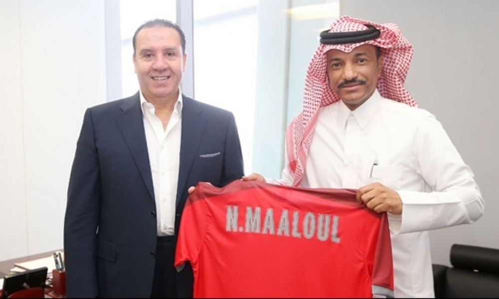 الدحيل القطري يكرّم نبيل معلول ويسلمه درعا تذكاريا