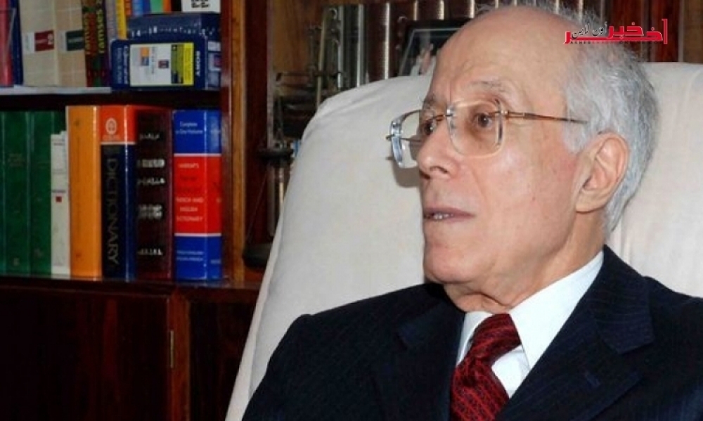 الديبلوماسي السابق أحمد ونيس لـ"آخر خبر أونلاين": بلغنا من داخل ليبيا ومن الدول المحيطة أن هناك نيّة تتعلق بتقسيم ليبيا