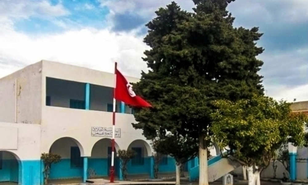 قابس: تسجيل 175 إصابة بكورونا لدى التلاميذ و53 لدى المدرسين و12 في صفوف العملة
