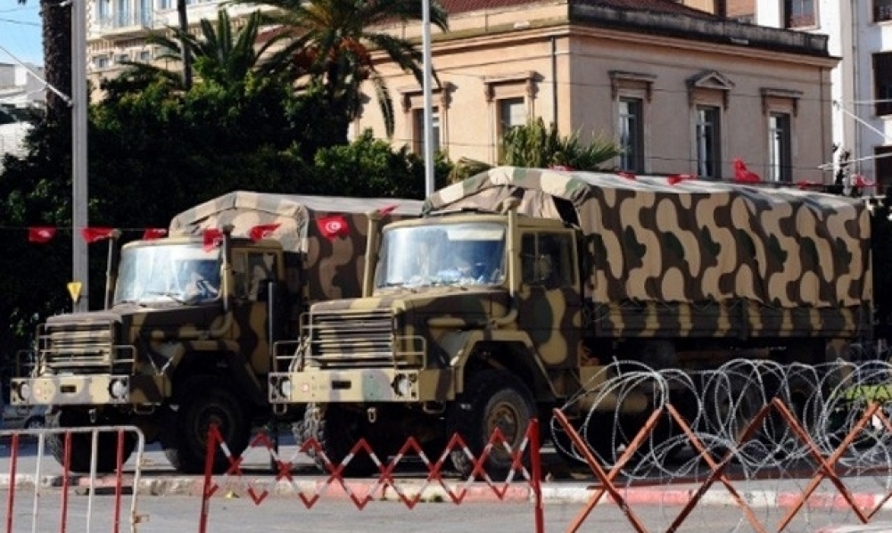التمديد في حالة الطوارئ بكامل تراب الجمهوريّة لمدة شهر
