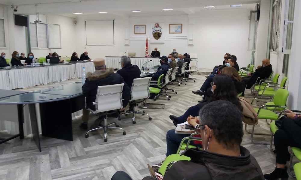 بنزرت / اللجنة الجهويّة تؤكّد مزيد رفع نسق التوعية والتحسيس بأهميّة التوقي الذاتي من "كورونا"