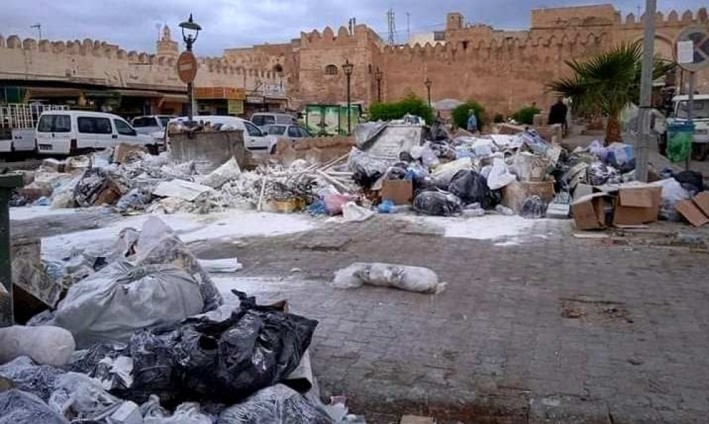 منظّمات وجمعيات تدعو سعيّد للتدخّل لحلّ أزمة النفايات بصفاقس