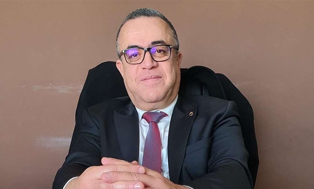  حاتم العشي: لا وجود لمسودة جاهزة للدستور وسيتم الإعلان عن نسخته الجديدة يوم 30 جوان الجاري