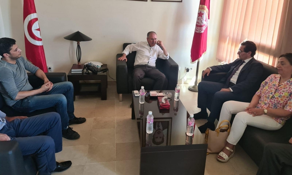 آفاق تونس يعبر عن تضامنه مع الاتحاد العام التونسي للشغل