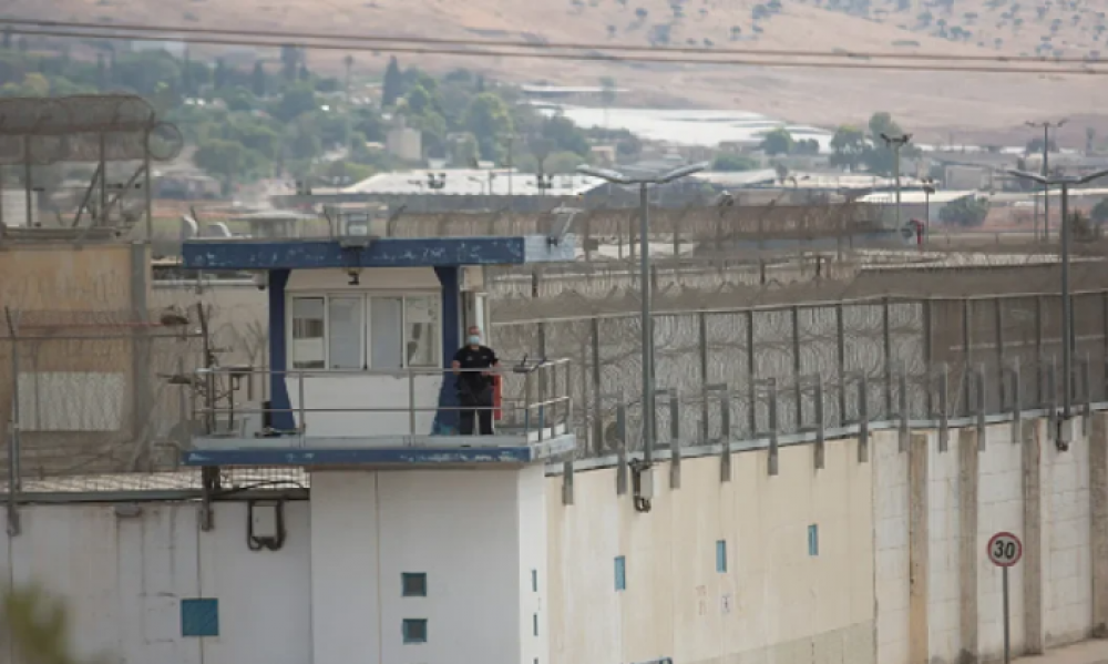 ارتفاع عدد الشهداء الفلسطينيين في سجون الاحتلال